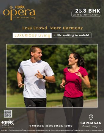 Couple jogging, promoting luxurious living.